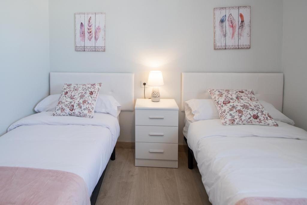 Apartamento Fenicia Con Aparcamiento Incluido Vistas Al Mar Cadiz Exterior photo